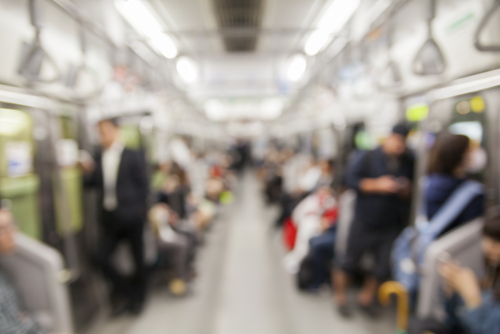 忘年会あるある 電車内で飲酒して酔っぱらうと逮捕される可能性があるって本当 シェアしたくなる法律相談所